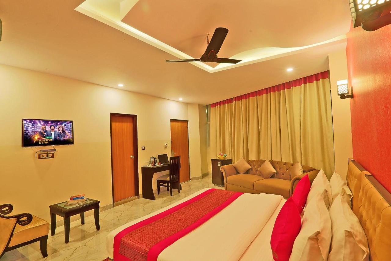Hotel Lux